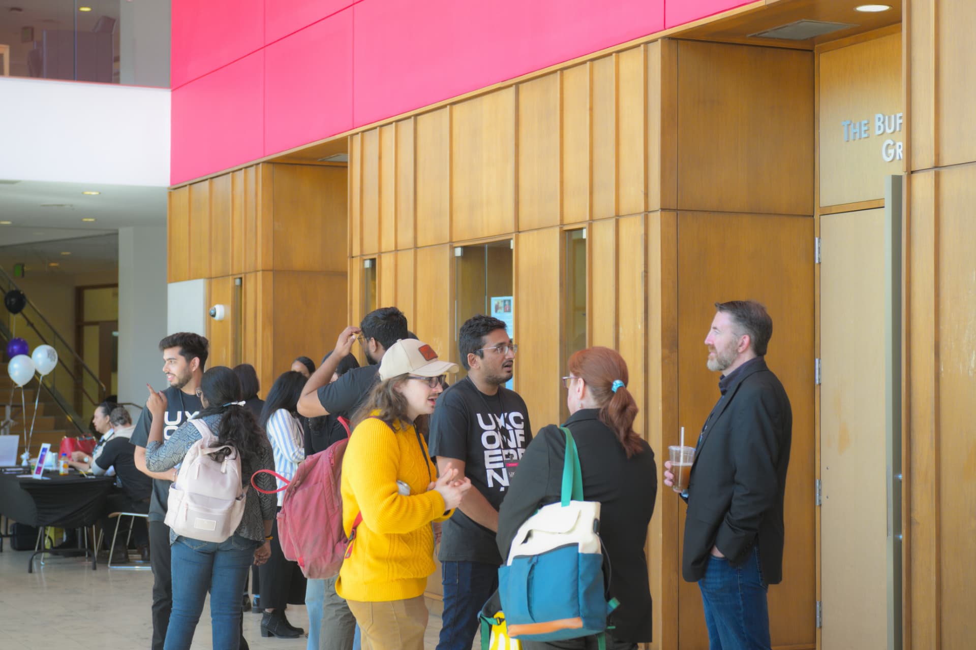 UXU community members connecting at UXCON